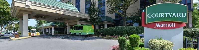 Hotel Courtyard By Marriott New York Laguardia Airport Exterior foto